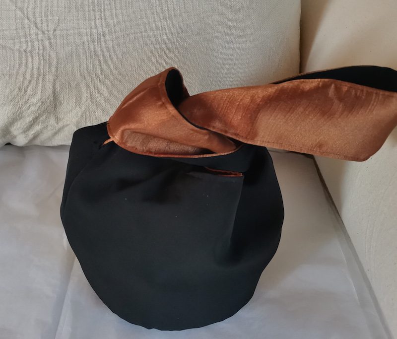 Knot negro-bronce