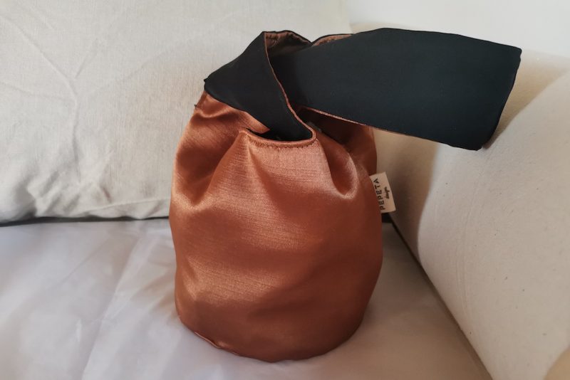 bolso asas negra