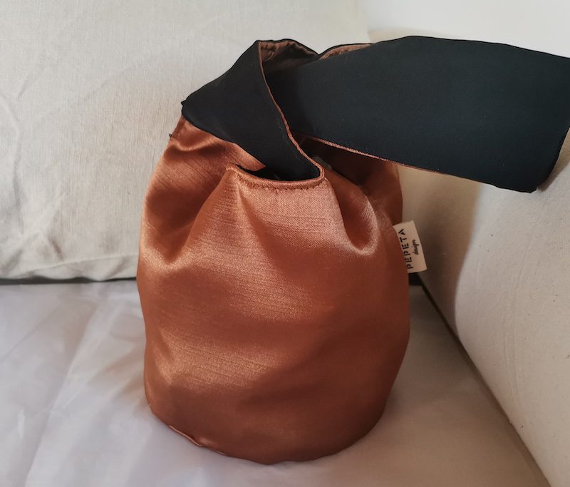 Knot negro-bronce