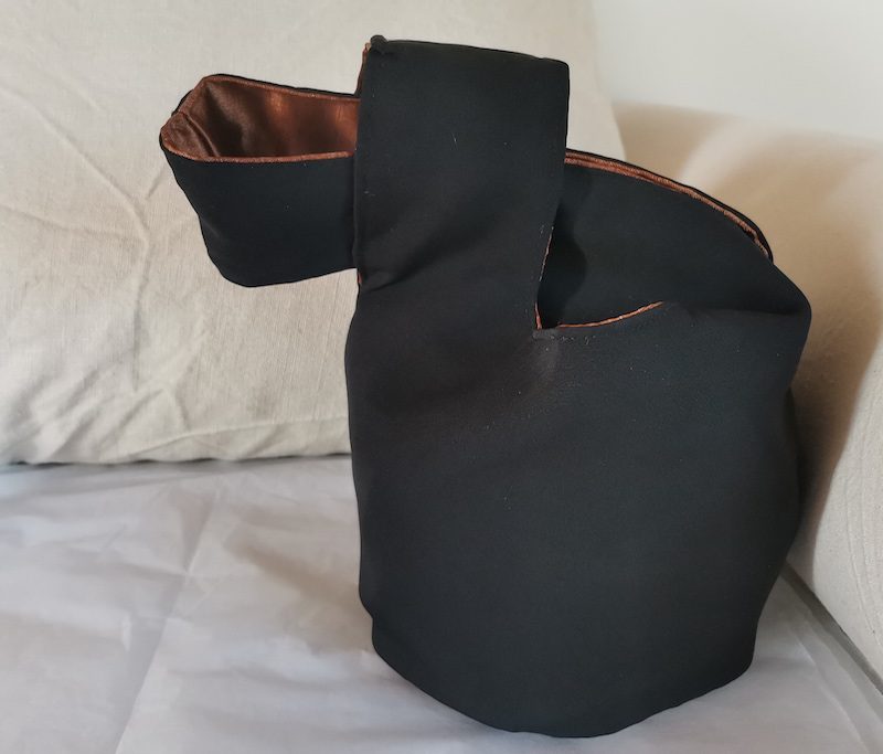 Knot negro-bronce