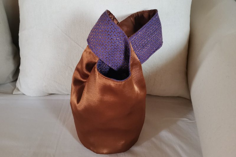 bronce y morado