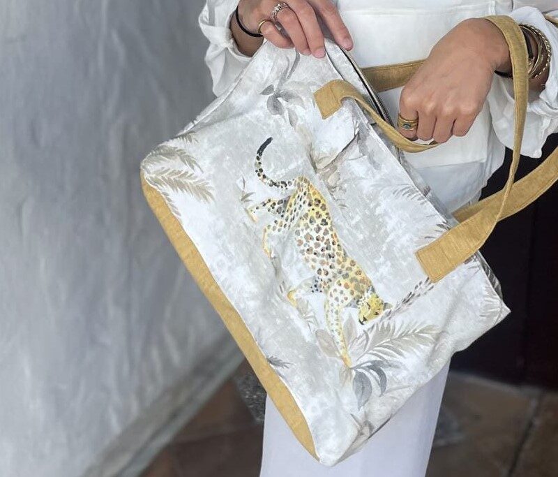 Safari shopper