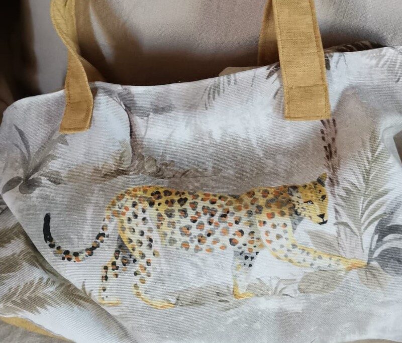 Safari shopper